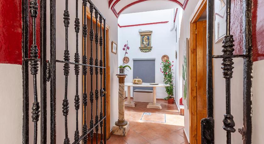 CASA DE LA LUZ -Elegante Casco Antiguo 5-Hab-11PX — Hotel in Seville