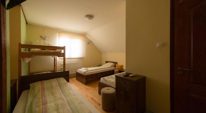 Image of Quadruple Room with Bathroom 1