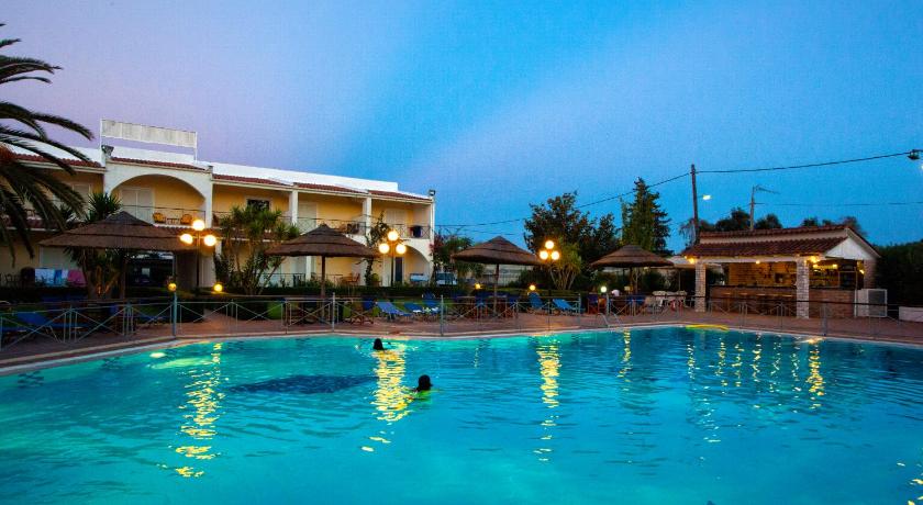 Hotel Kalamitsi Apartments photo