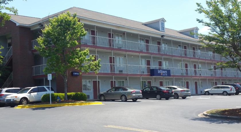 InTown Suites Extended Stay Birmingham AL - Hoover photo