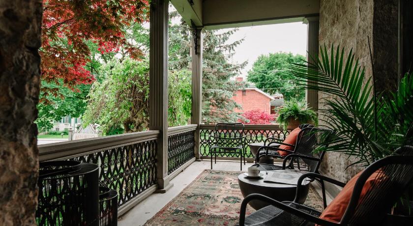Rosemount Inn photo