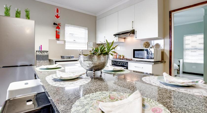 Westwood Skye 12 Grace Avenue — Hotel in Durban