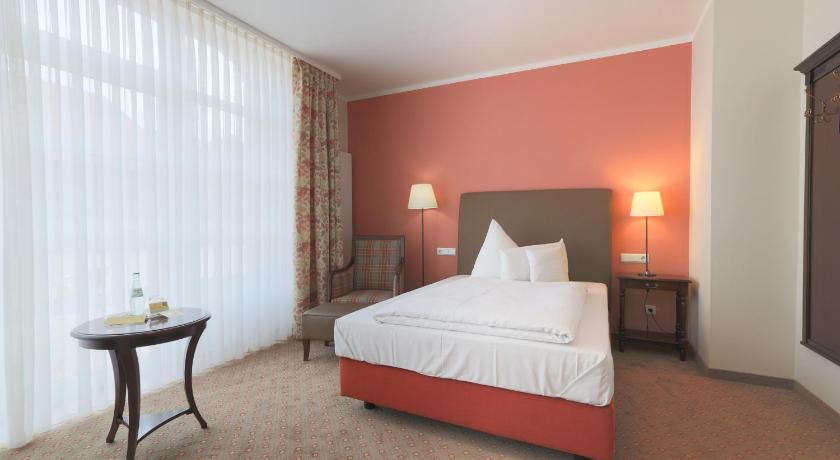 Hotel Godecke photo