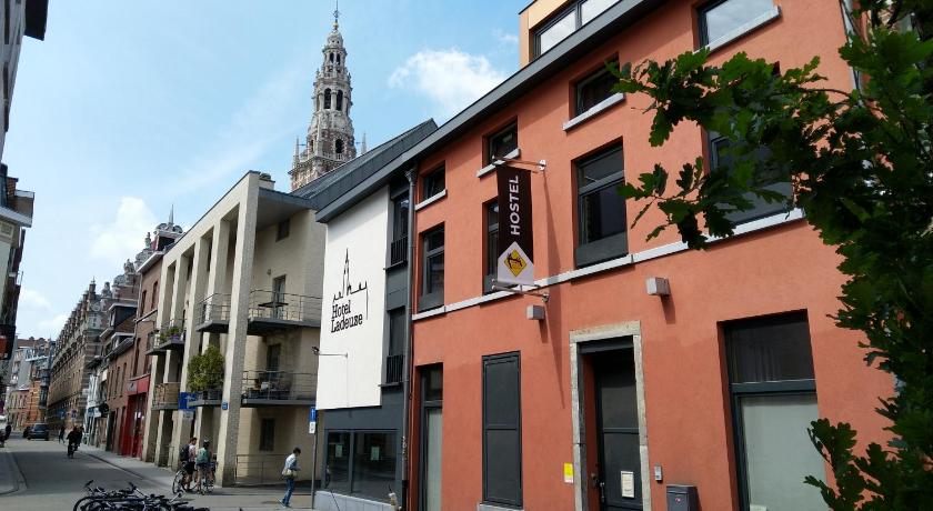 Leuven City Hostel photo