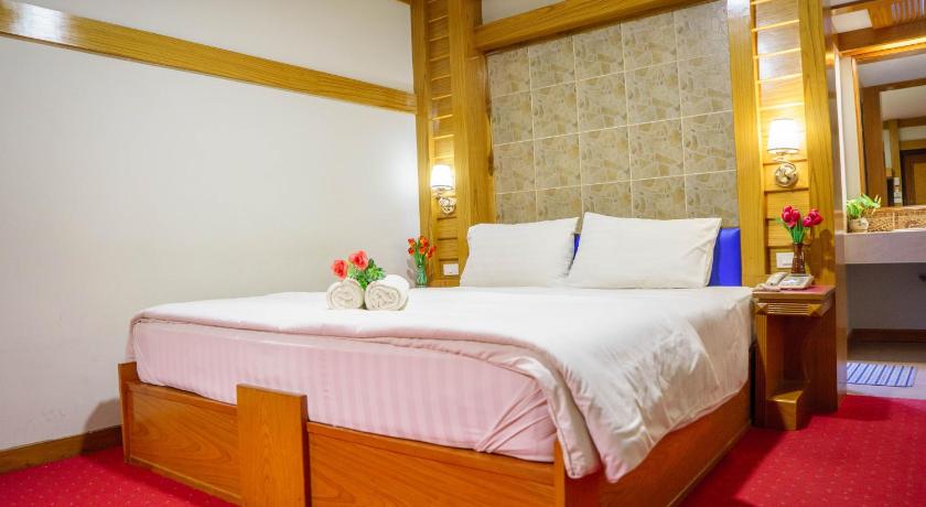 Image of Superior Room 11