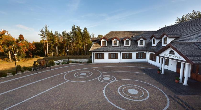 チハノヴィエツ Hotel Nowodwory 3つ星 ホテル ロビー