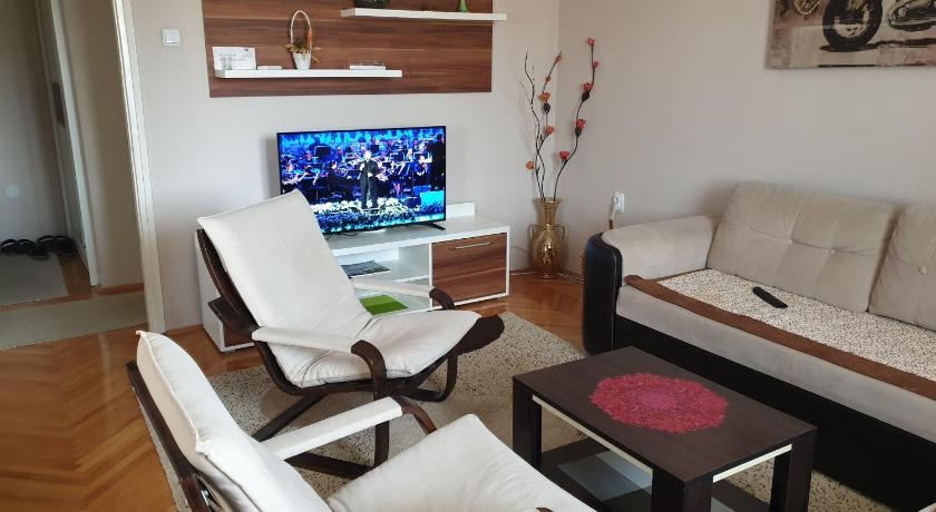 Apartment Stan na dan — Hotel in Nis
