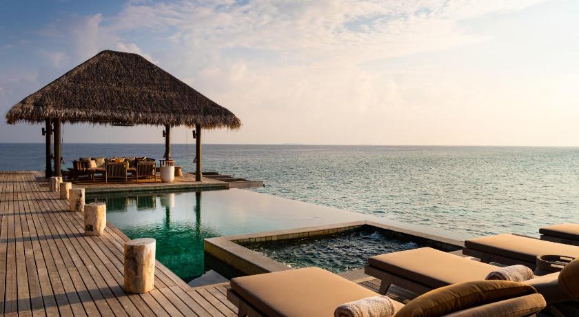 Image of The Vakkaru Over Water Residence 13