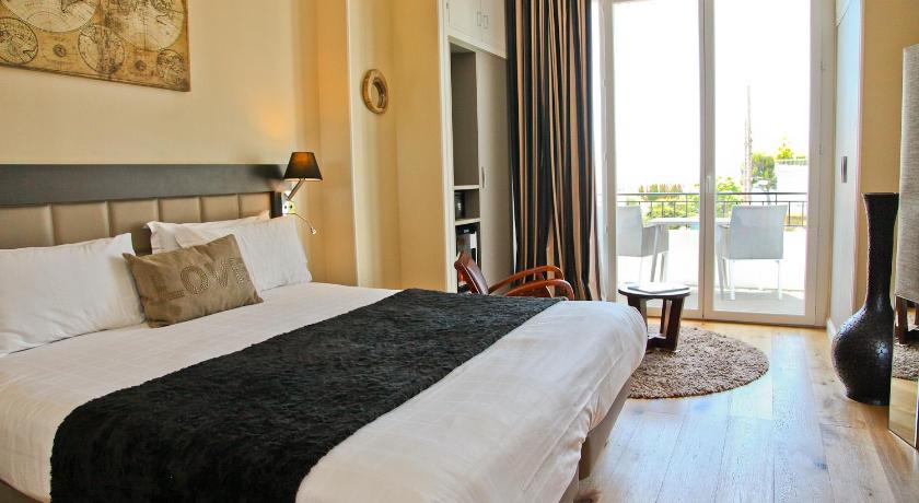 Image of Superior Double Room with Sea View 5
