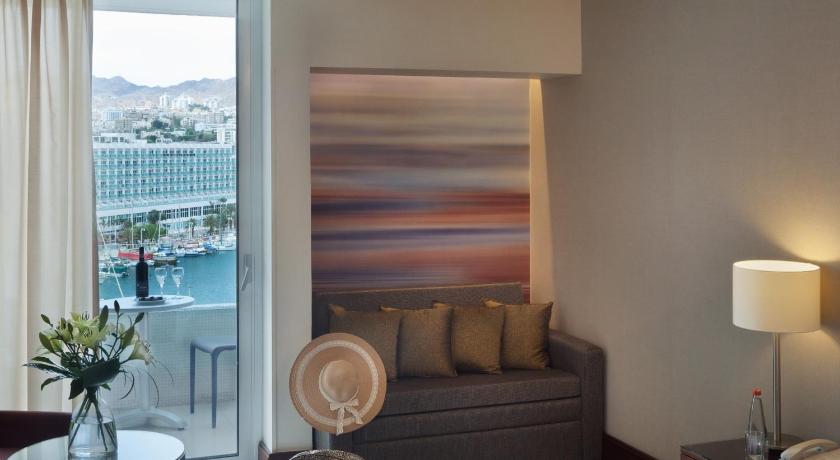 Image of Pool view room 4