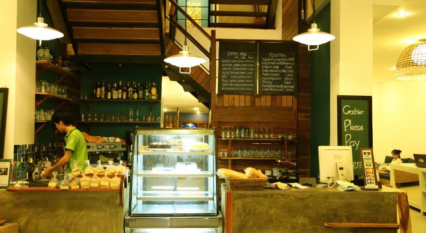 Indigo House Hotel - image 6