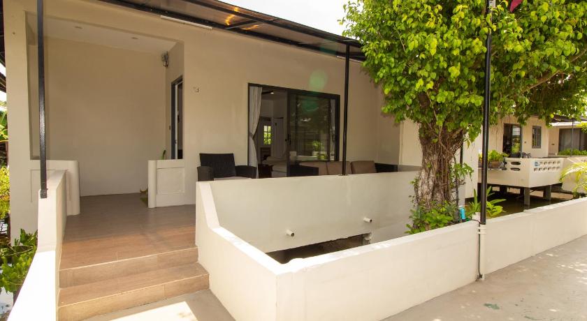 Aussieland Bungalows - image 16