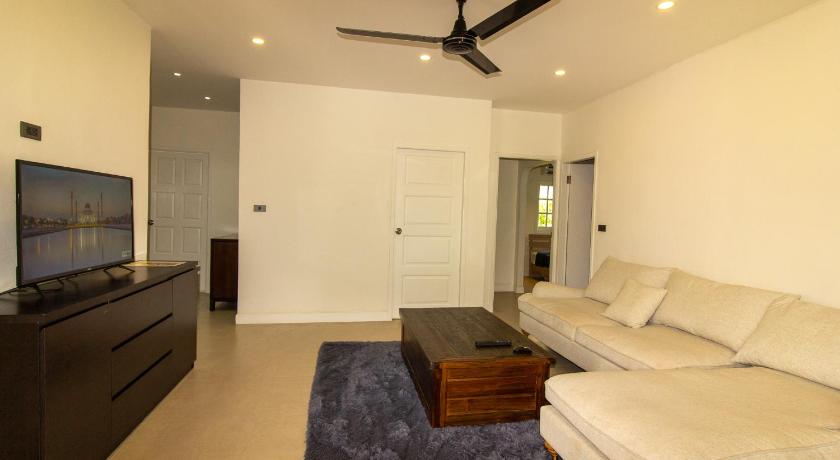 Aussieland Bungalows - image 31