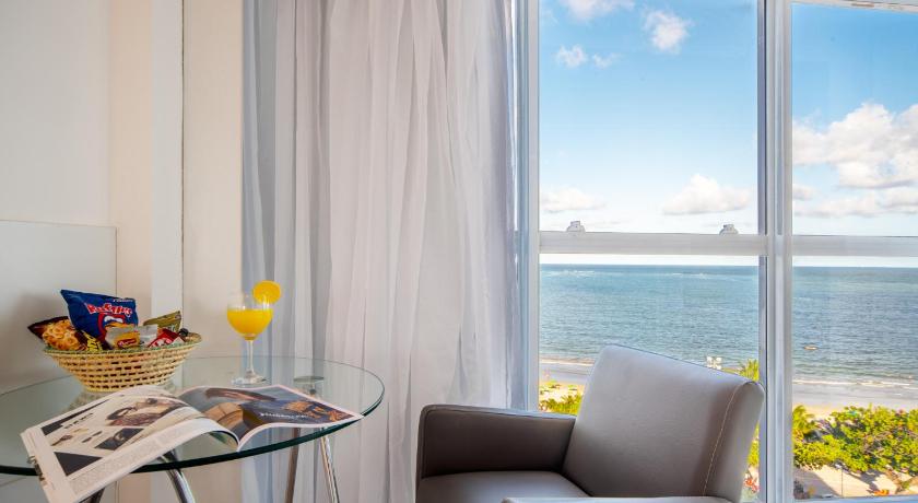 Image of Quarto com cama casal - Frente mar 4