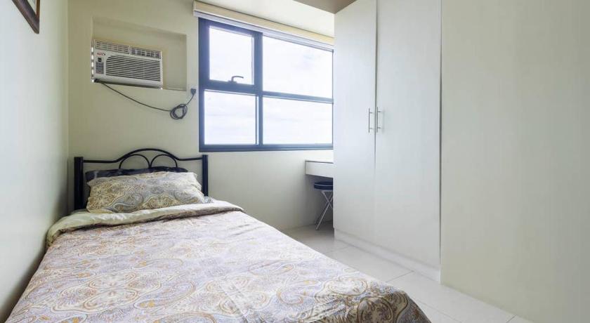 May's cozy 2BR 2Bath condo at Horizons 101 photo