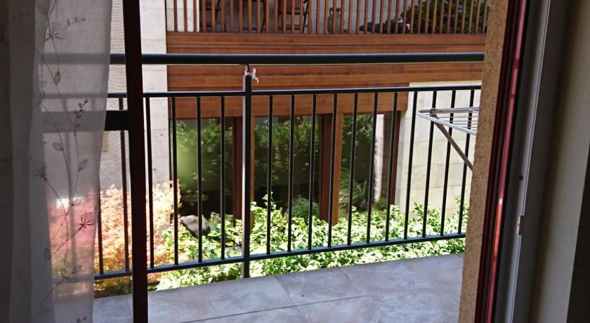 Mala Beach Apartment photo