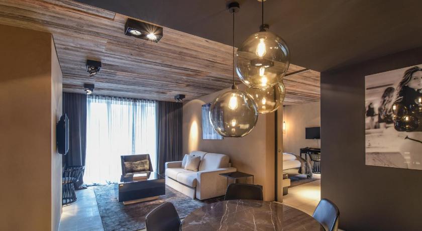 Image of Deluxe Junior Suite 0