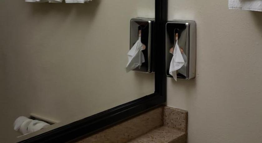 MHO Hotel Bordentown photo