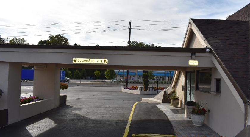 MHO Hotel Bordentown photo