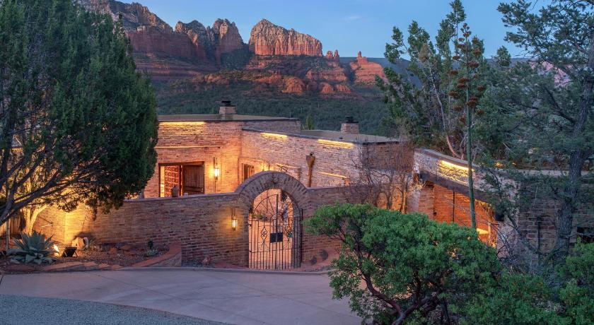 세도나 (AZ) Modern, Luxury within iconic Sedona Architecture With Epic Red Rock Views Private Trail Head - Enjoy 4성급 숙소 전망