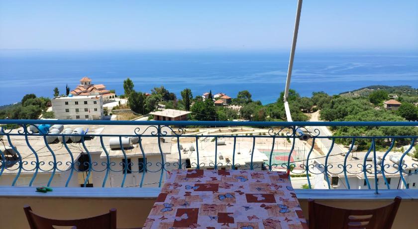 Let Rooms Lukova photo