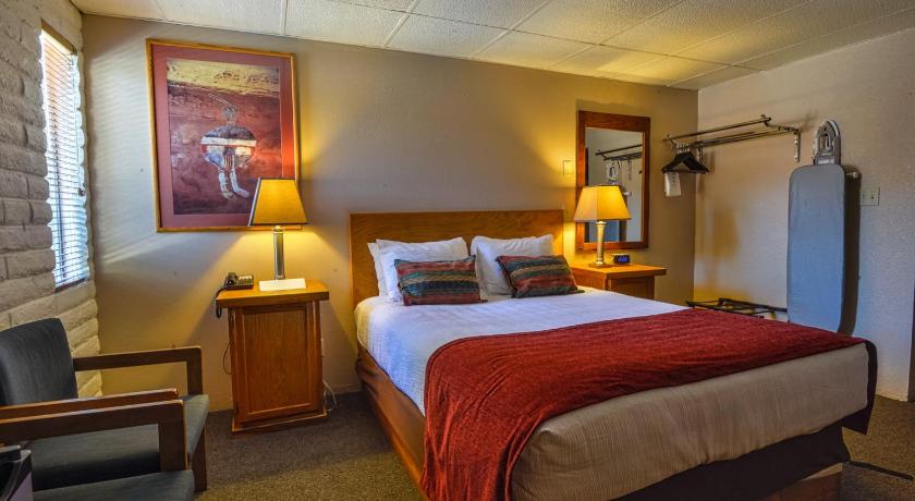 Rustic Inn photo