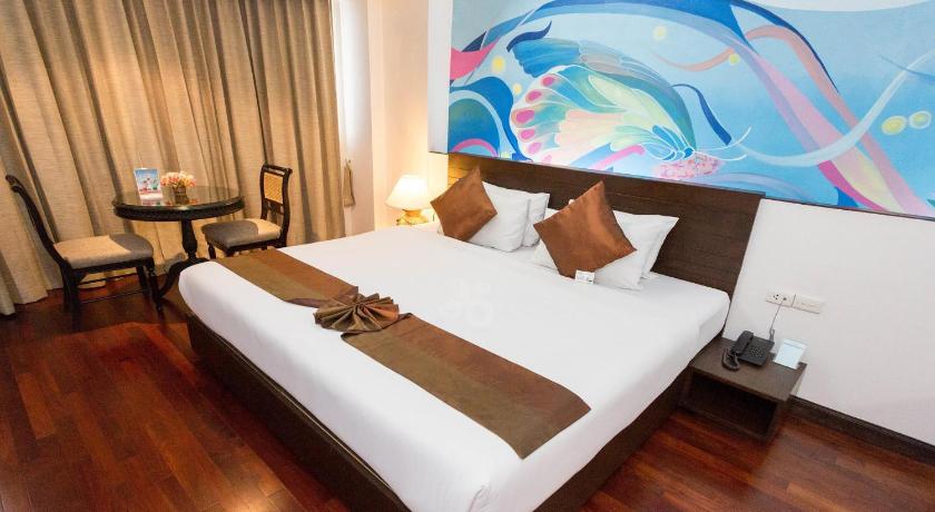 Image of Deluxe Rooms 12