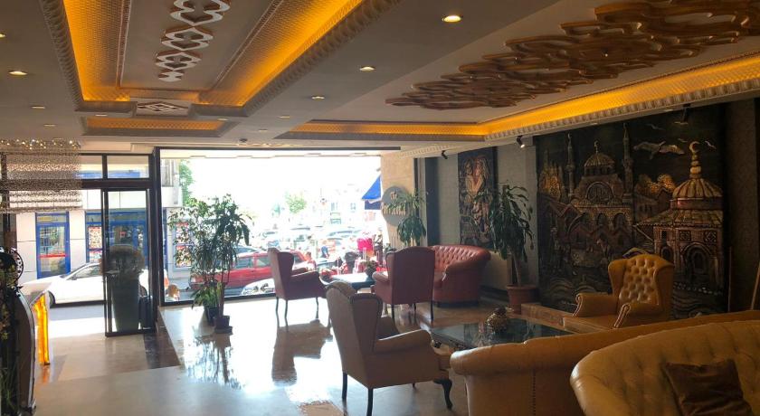 The Port Hotel photo