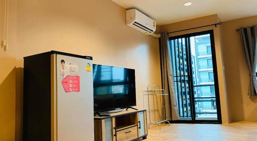 Bangkok ICON HOSTEL 2-Star Hotel pool