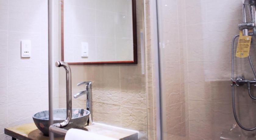Image of Pure Air Signature Room with Free 4G Pocket Wi-Fi Device 2