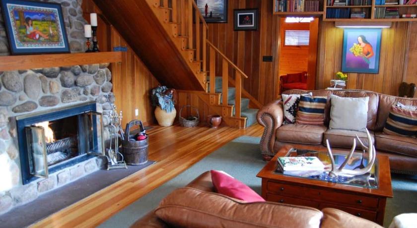 Romantic RiverSong Inn photo