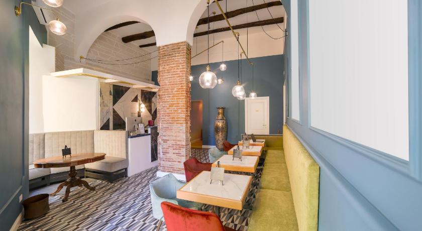 The Duomo House by House In Naples photo
