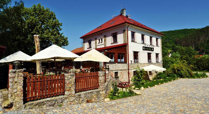 Penzion Karlstejn photo