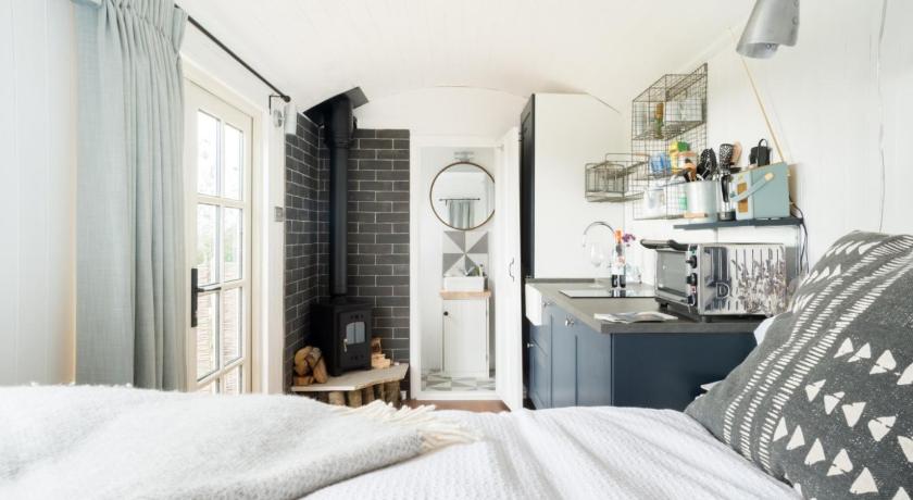 Purbeck Shepherd Huts photo