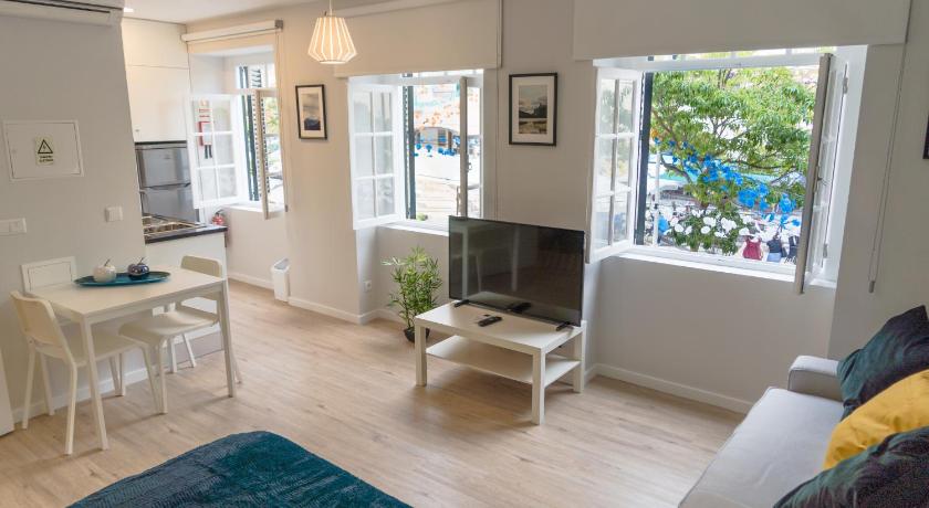 Funchal Village Studios — Hotel in Madeira Island