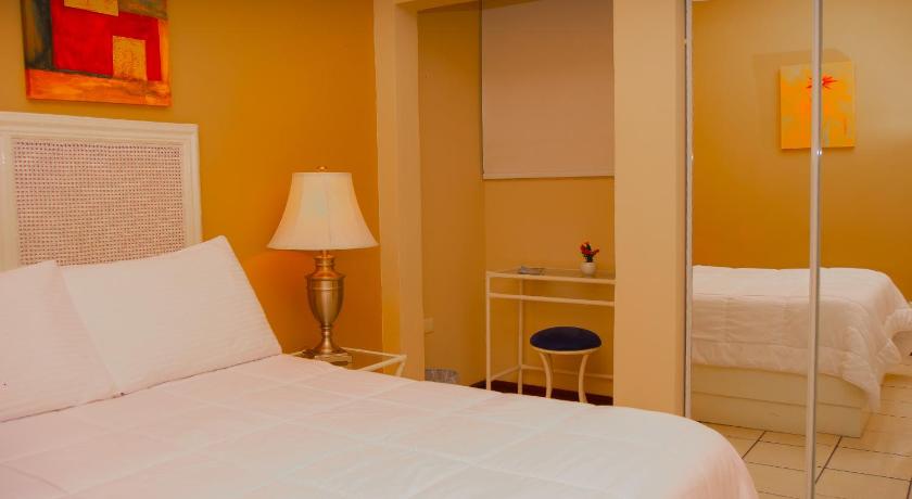 Image of Deluxe Room 0