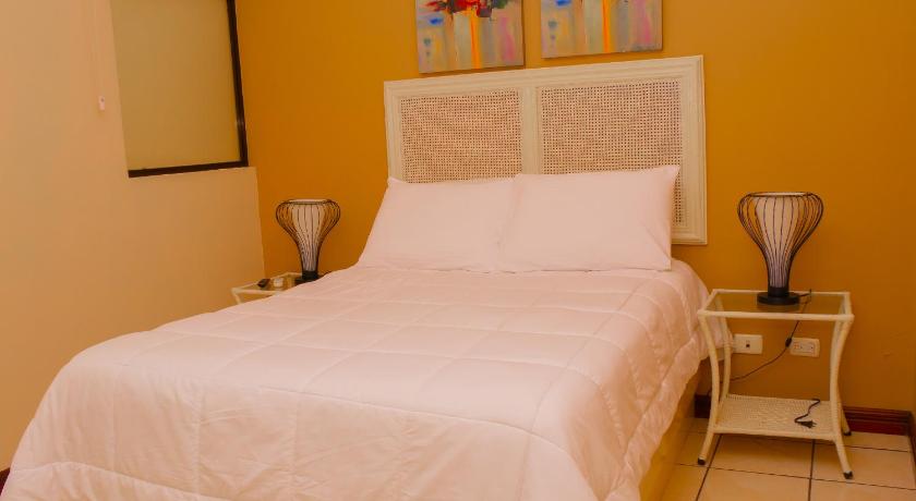 Image of Deluxe Room 5