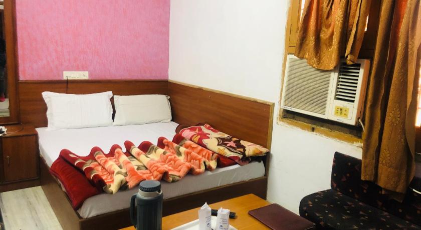 Hotel Udai Palace - Centrally Located Budget Family Stay