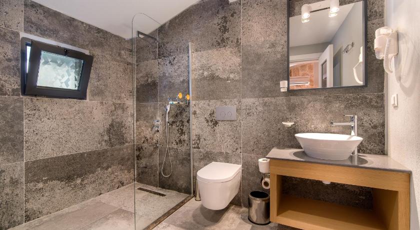 Isola 12 Hotel photo