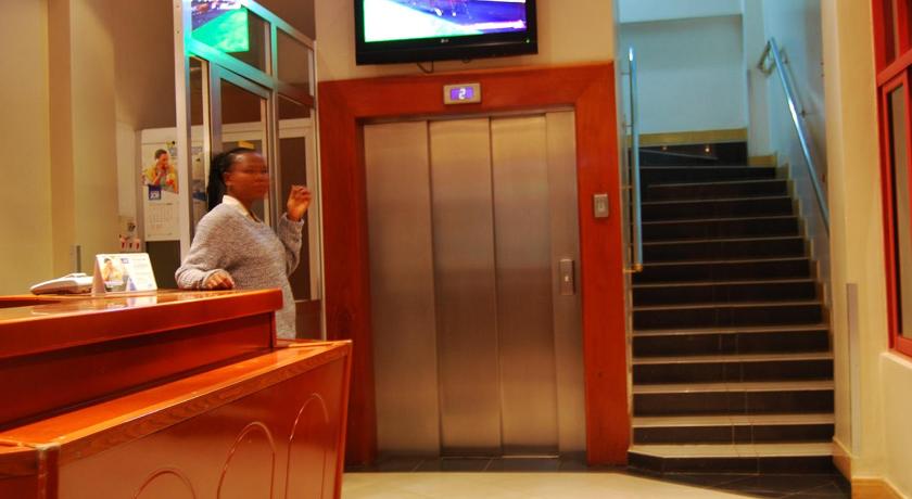 Mc -Ellys Hotel photo
