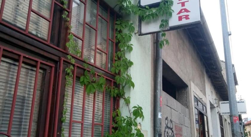 Cozy studio apartment next to the Old Bridge photo