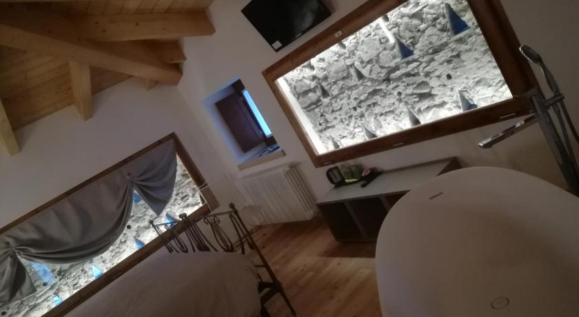 Hotel Albrici — Hotel in Ponte In Valtellina