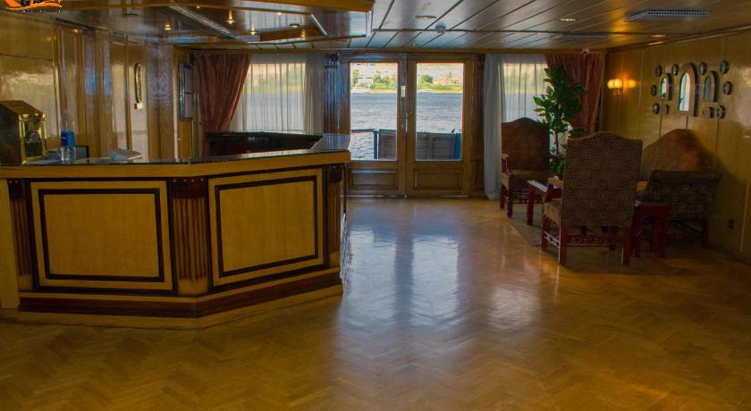 Nile Cruise Luxor Aswan 3,4 and 7 nights photo