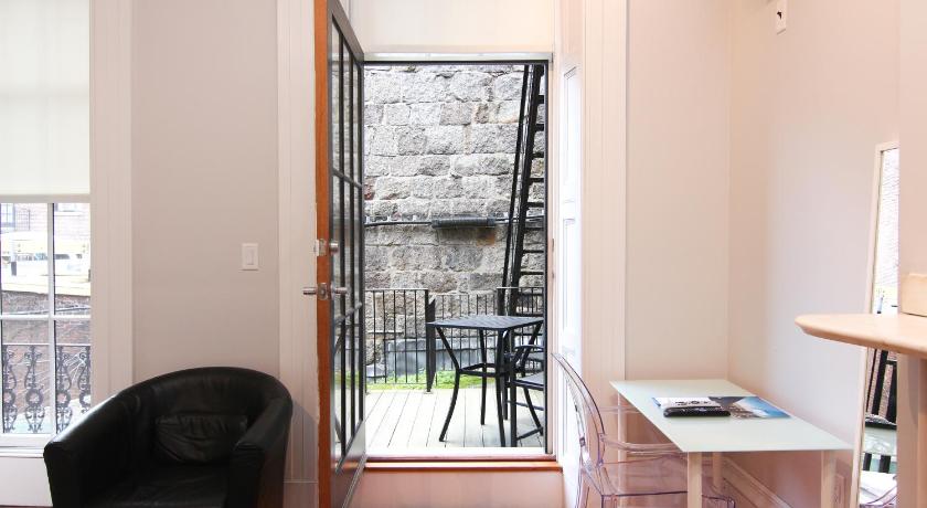 Comfy Beacon Hill Studio Great for Work Travel #7 photo