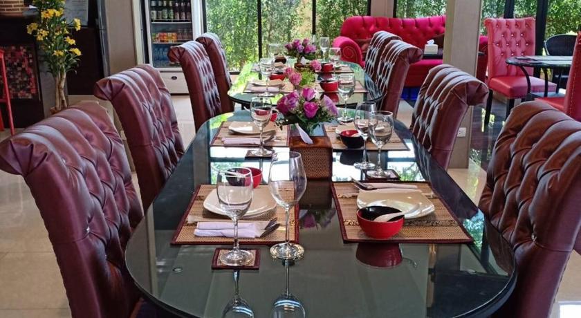 バンコク Pongsakorn Boutique Resort 3つ星 ホテル 客室