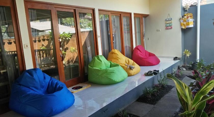 Backpackers Home Amed photo