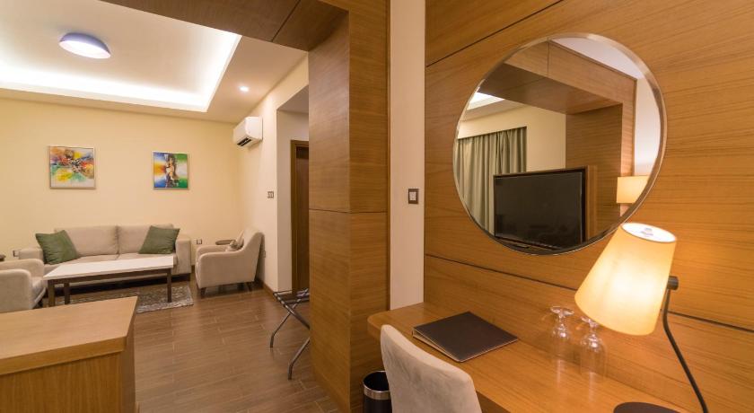 Image of Super Deluxe Room 6