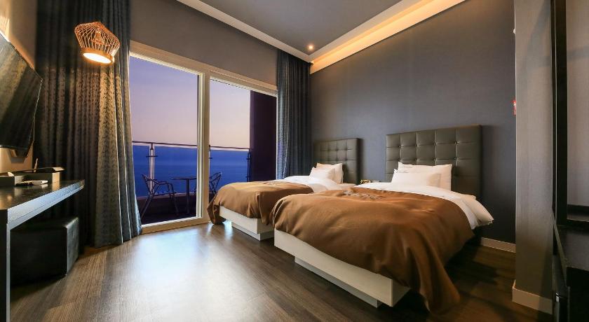 保宁 Merrymud Hotel 3星级 酒店 套房