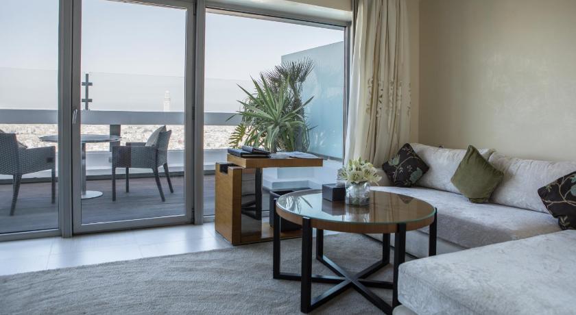 Opera King Suite - Separate Lounge, Medina and Ocean View 이미지 6