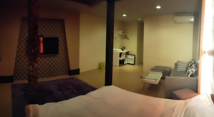 Come and Play Guesthouse photo